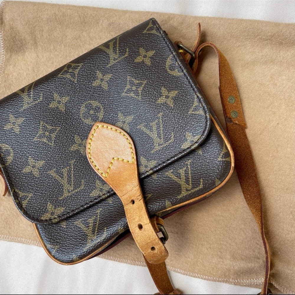 SALE 🌹 Louis Vuitton 1988 Cartouchiere GM Monogram Shoulder Handbag - Picture 16 of 16